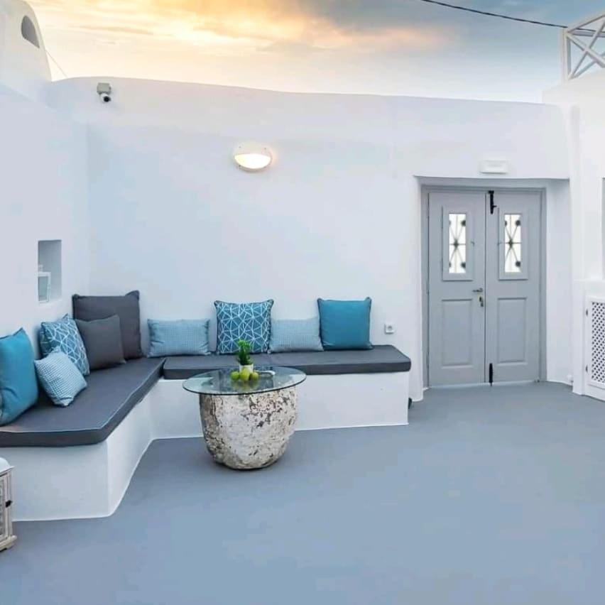 Golden Stone Santorini Suites Akrotírion Екстериор снимка